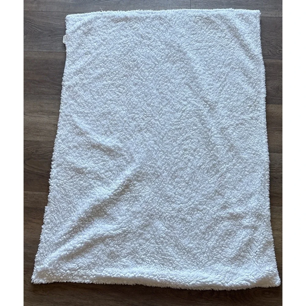 Disney Mickey Mouse Christmas Baby Blanket White Stripes Star Snowflakes Winter